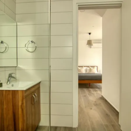 Phaedrus Living Coral Aquatic * لارنكا