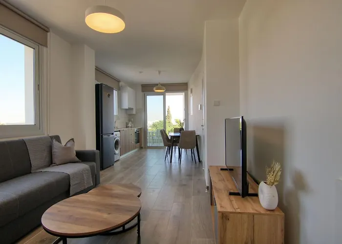 Phaedrus Living Coral Aquatic Larnaca